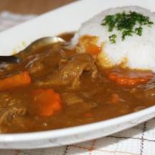 ＊３種のカロリーオフのルーで牛すじカレー＊